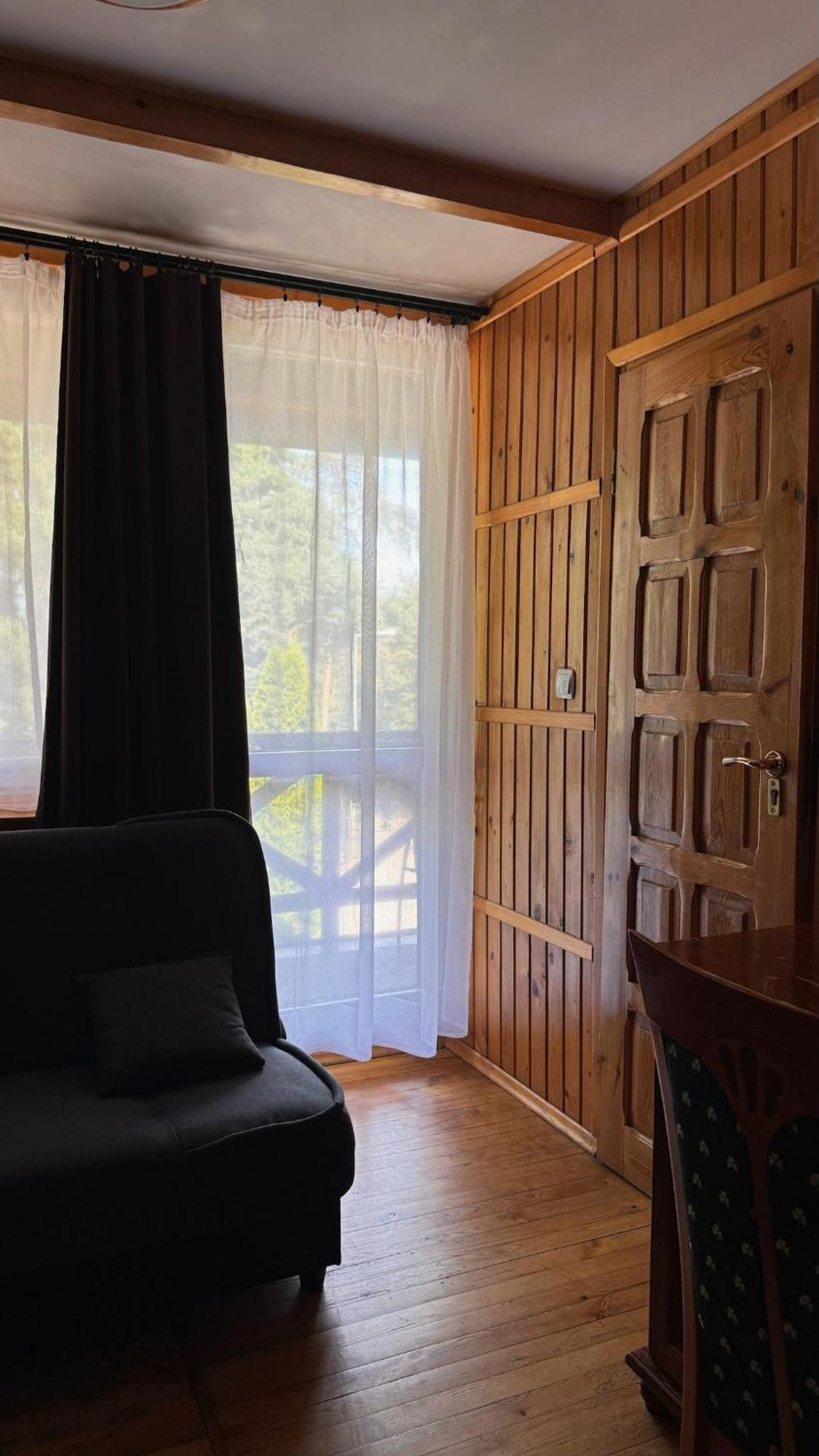 Powidz Lakeside Hotel & Restaurant ภายนอก รูปภาพ